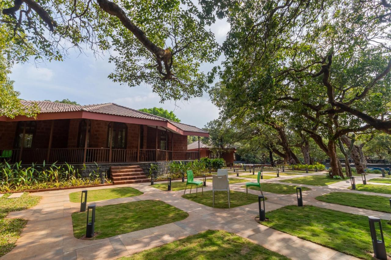 R R Heritage Resort Pure Vegetarian Mahabaleshwar Bagian luar foto